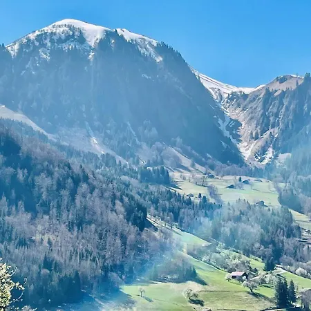 Le Paret D'hôtes De Charme 3*