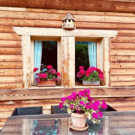 Bed & Breakfast Le Paret D'hotes De Charme &
