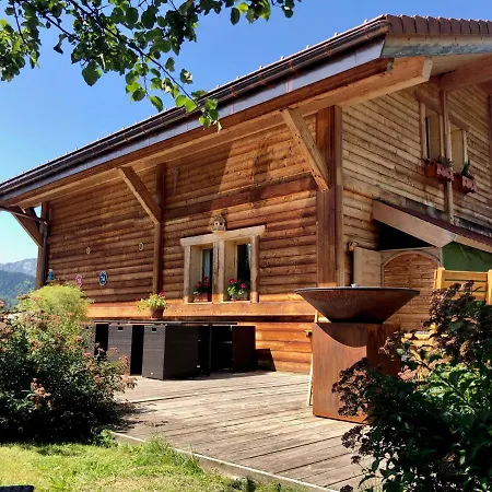 Bed & Breakfast Le Paret D'hotes De Charme & 3*