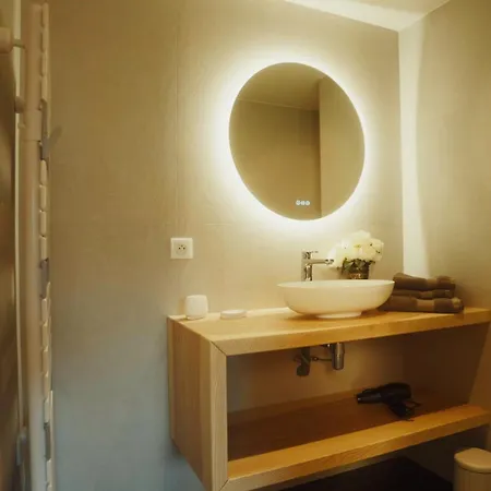 Bed and breakfast Le Paret D'hotes De Charme &